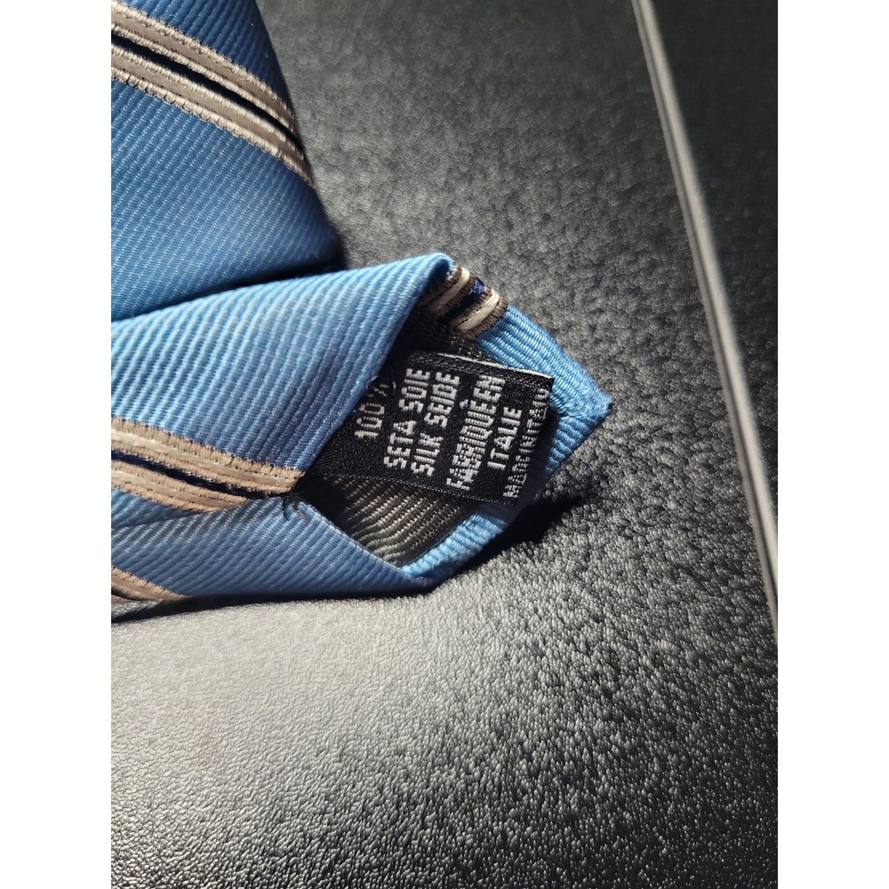 Brioni Men's Necktie Blue Striped Silk 3.75" x 58" Excellent - Picture 5 of 7